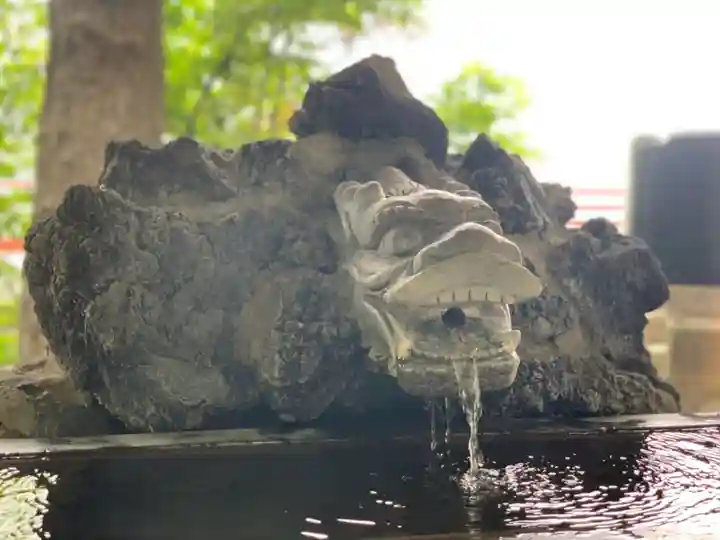 多摩川浅間神社の手水舎