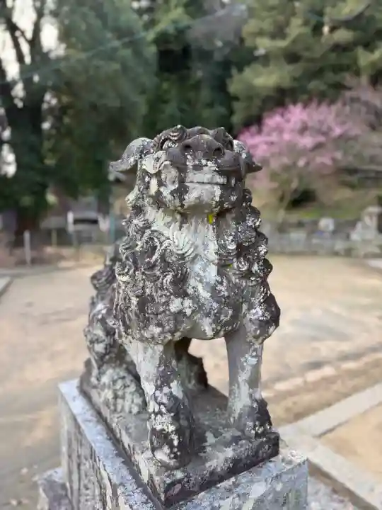 四所神社の{uncategorized: "未分類", other: "その他", undefined: "問題あり", building: "その他建物", grave: "お墓", sacred_gate: "鳥居", guardian: "狛犬", statue: "像", buddha: "仏像", history: "歴史", nature: "自然", garden: "庭園", animal: "動物", pagoda: "塔", temizu: "手水舎", mountain_gate: "山門・神門", sanctuary: "本殿・本堂", subordinate: "末社・摂社", art: "芸術", scenery: "景色", jizo: "地蔵", ema: "絵馬", goshuin: "御朱印", omikuji: "おみくじ", items: "授与品その他", amulet: "お守り", goshuincho: "御朱印帳", eats: "食事", festival: "お祭り", votive_dance: "神楽", shichigosan: "七五三参", wedding: "結婚式", experience: "体験その他", initially: "初詣", around: "周辺", anti_infection: "感染症対策"}