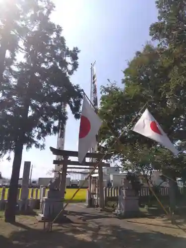 諏訪神社の鳥居