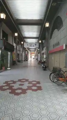 開口神社の周辺