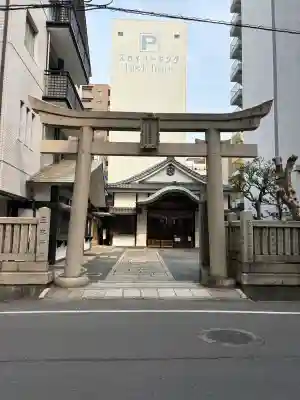 出雲大社岡山分院の{uncategorized: "未分類", other: "その他", undefined: "問題あり", building: "その他建物", grave: "お墓", sacred_gate: "鳥居", guardian: "狛犬", statue: "像", buddha: "仏像", history: "歴史", nature: "自然", garden: "庭園", animal: "動物", pagoda: "塔", temizu: "手水舎", mountain_gate: "山門・神門", sanctuary: "本殿・本堂", subordinate: "末社・摂社", art: "芸術", scenery: "景色", jizo: "地蔵", ema: "絵馬", goshuin: "御朱印", omikuji: "おみくじ", items: "授与品その他", amulet: "お守り", goshuincho: "御朱印帳", eats: "食事", festival: "お祭り", votive_dance: "神楽", shichigosan: "七五三参", wedding: "結婚式", experience: "体験その他", initially: "初詣", around: "周辺", anti_infection: "感染症対策"}