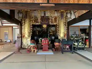 興教寺の本殿・本堂