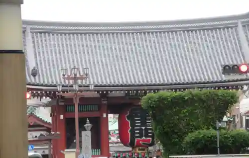 浅草寺の山門・神門