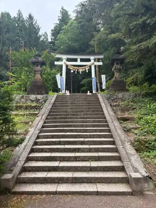 青海神社(新潟県)