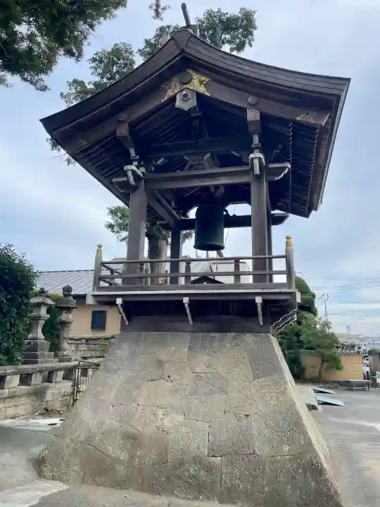 下田八幡神社の{uncategorized: "未分類", other: "その他", undefined: "問題あり", building: "その他建物", grave: "お墓", sacred_gate: "鳥居", guardian: "狛犬", statue: "像", buddha: "仏像", history: "歴史", nature: "自然", garden: "庭園", animal: "動物", pagoda: "塔", temizu: "手水舎", mountain_gate: "山門・神門", sanctuary: "本殿・本堂", subordinate: "末社・摂社", art: "芸術", scenery: "景色", jizo: "地蔵", ema: "絵馬", goshuin: "御朱印", omikuji: "おみくじ", items: "授与品その他", amulet: "お守り", goshuincho: "御朱印帳", eats: "食事", festival: "お祭り", votive_dance: "神楽", shichigosan: "七五三参", wedding: "結婚式", experience: "体験その他", initially: "初詣", around: "周辺", anti_infection: "感染症対策"}
