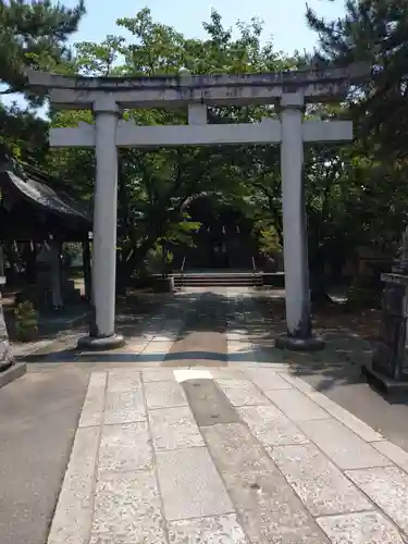 越中白山総社の鳥居