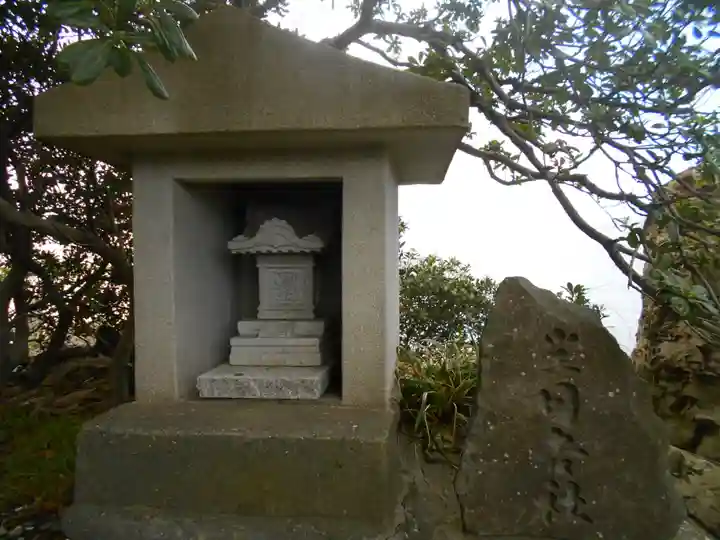 森戸大明神(森戸神社)の末社・摂社