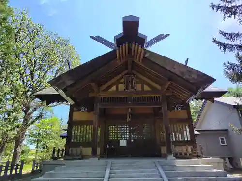 神楽神社の本殿