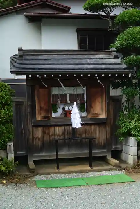 比々多神社の末社・摂社