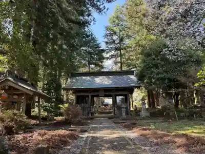 都々古別神社(馬場)の{uncategorized: "未分類", other: "その他", undefined: "問題あり", building: "その他建物", grave: "お墓", sacred_gate: "鳥居", guardian: "狛犬", statue: "像", buddha: "仏像", history: "歴史", nature: "自然", garden: "庭園", animal: "動物", pagoda: "塔", temizu: "手水舎", mountain_gate: "山門・神門", sanctuary: "本殿・本堂", subordinate: "末社・摂社", art: "芸術", scenery: "景色", jizo: "地蔵", ema: "絵馬", goshuin: "御朱印", omikuji: "おみくじ", items: "授与品その他", amulet: "お守り", goshuincho: "御朱印帳", eats: "食事", festival: "お祭り", votive_dance: "神楽", shichigosan: "七五三参", wedding: "結婚式", experience: "体験その他", initially: "初詣", around: "周辺", anti_infection: "感染症対策"}