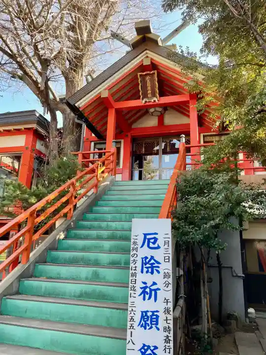 於玉稲荷神社の{uncategorized: "未分類", other: "その他", undefined: "問題あり", building: "その他建物", grave: "お墓", sacred_gate: "鳥居", guardian: "狛犬", statue: "像", buddha: "仏像", history: "歴史", nature: "自然", garden: "庭園", animal: "動物", pagoda: "塔", temizu: "手水舎", mountain_gate: "山門・神門", sanctuary: "本殿・本堂", subordinate: "末社・摂社", art: "芸術", scenery: "景色", jizo: "地蔵", ema: "絵馬", goshuin: "御朱印", omikuji: "おみくじ", items: "授与品その他", amulet: "お守り", goshuincho: "御朱印帳", eats: "食事", festival: "お祭り", votive_dance: "神楽", shichigosan: "七五三参", wedding: "結婚式", experience: "体験その他", initially: "初詣", around: "周辺", anti_infection: "感染症対策"}