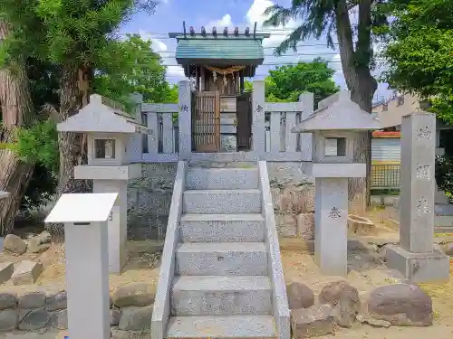 八幡社 (千秋町浮野）の末社・摂社