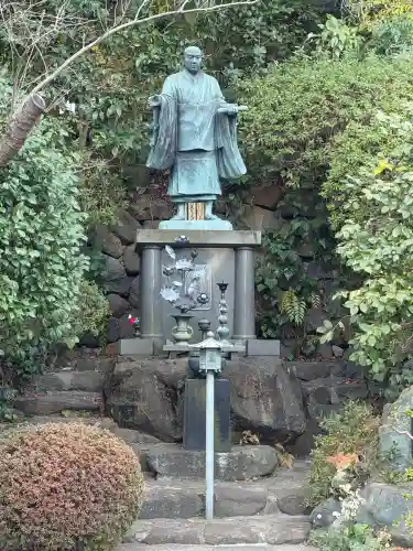 二伝寺（ニ傳寺）の{uncategorized: "未分類", other: "その他", undefined: "問題あり", building: "その他建物", grave: "お墓", sacred_gate: "鳥居", guardian: "狛犬", statue: "像", buddha: "仏像", history: "歴史", nature: "自然", garden: "庭園", animal: "動物", pagoda: "塔", temizu: "手水舎", mountain_gate: "山門・神門", sanctuary: "本殿・本堂", subordinate: "末社・摂社", art: "芸術", scenery: "景色", jizo: "地蔵", ema: "絵馬", goshuin: "御朱印", omikuji: "おみくじ", items: "授与品その他", amulet: "お守り", goshuincho: "御朱印帳", eats: "食事", festival: "お祭り", votive_dance: "神楽", shichigosan: "七五三参", wedding: "結婚式", experience: "体験その他", initially: "初詣", around: "周辺", anti_infection: "感染症対策"}