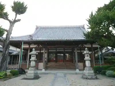 西蓮寺の本殿・本堂