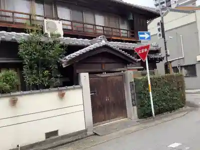 仏声寺の山門・神門
