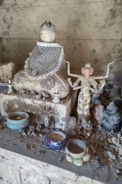 泥ぶち観音(愛知県)