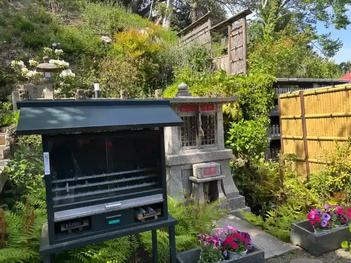 定泉寺の{uncategorized: "未分類", other: "その他", undefined: "問題あり", building: "その他建物", grave: "お墓", sacred_gate: "鳥居", guardian: "狛犬", statue: "像", buddha: "仏像", history: "歴史", nature: "自然", garden: "庭園", animal: "動物", pagoda: "塔", temizu: "手水舎", mountain_gate: "山門・神門", sanctuary: "本殿・本堂", subordinate: "末社・摂社", art: "芸術", scenery: "景色", jizo: "地蔵", ema: "絵馬", goshuin: "御朱印", omikuji: "おみくじ", items: "授与品その他", amulet: "お守り", goshuincho: "御朱印帳", eats: "食事", festival: "お祭り", votive_dance: "神楽", shichigosan: "七五三参", wedding: "結婚式", experience: "体験その他", initially: "初詣", around: "周辺", anti_infection: "感染症対策"}