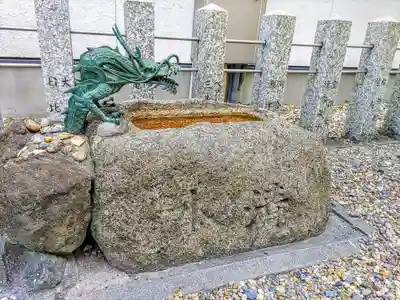 八神神社の手水舎