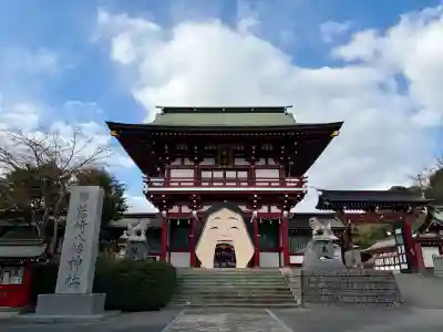 篠崎八幡神社の{uncategorized: "未分類", other: "その他", undefined: "問題あり", building: "その他建物", grave: "お墓", sacred_gate: "鳥居", guardian: "狛犬", statue: "像", buddha: "仏像", history: "歴史", nature: "自然", garden: "庭園", animal: "動物", pagoda: "塔", temizu: "手水舎", mountain_gate: "山門・神門", sanctuary: "本殿・本堂", subordinate: "末社・摂社", art: "芸術", scenery: "景色", jizo: "地蔵", ema: "絵馬", goshuin: "御朱印", omikuji: "おみくじ", items: "授与品その他", amulet: "お守り", goshuincho: "御朱印帳", eats: "食事", festival: "お祭り", votive_dance: "神楽", shichigosan: "七五三参", wedding: "結婚式", experience: "体験その他", initially: "初詣", around: "周辺", anti_infection: "感染症対策"}
