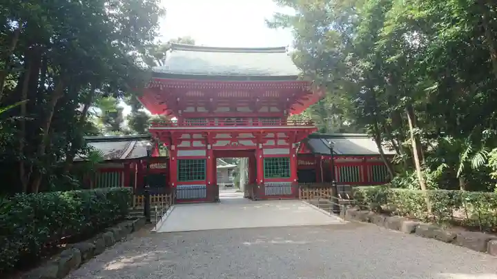 井草八幡宮の山門・神門