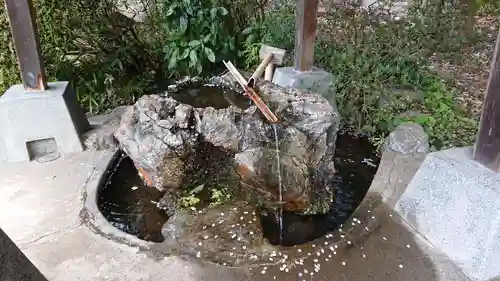 青渭神社里宮の手水舎