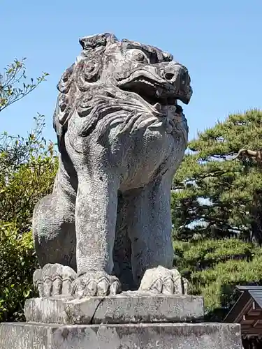 開成山大神宮の狛犬