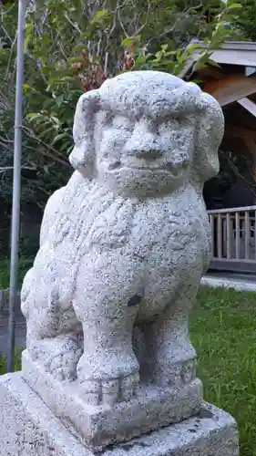 神恵内嚴島神社の狛犬