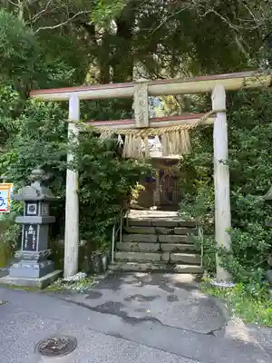 荒立神社の鳥居