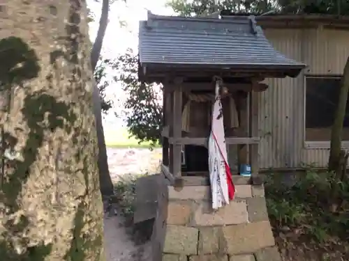 石田神社の末社