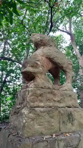 大元 宗忠神社の狛犬