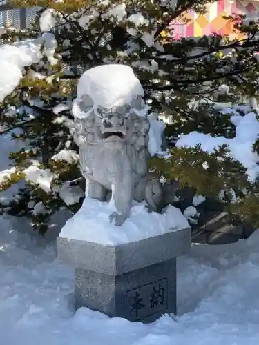 上白石神社の狛犬