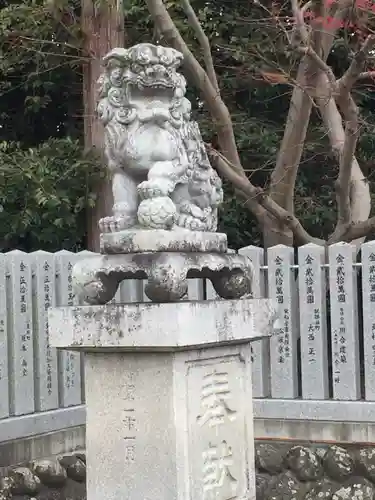 花岡神社の狛犬