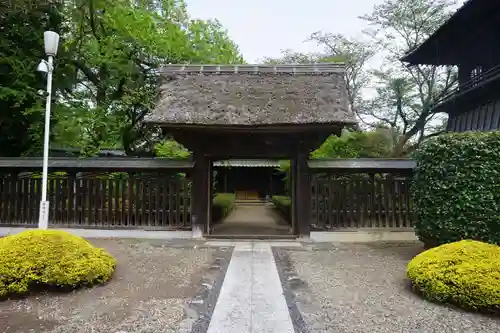 専修寺の山門・神門