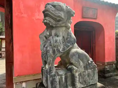 崇福寺の狛犬