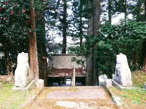 興田神社の建物その他