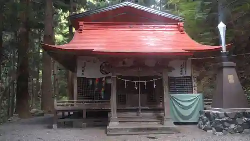 軍刀利神社(山梨県)