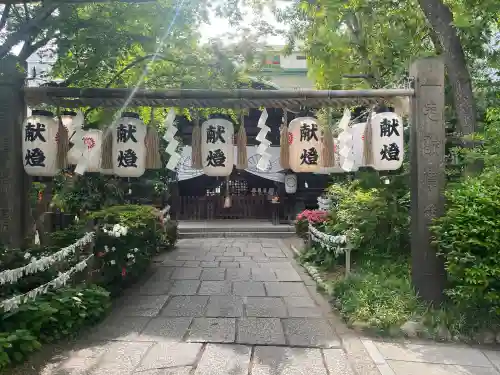 堀越神社の{uncategorized: "未分類", other: "その他", undefined: "問題あり", building: "その他建物", grave: "お墓", sacred_gate: "鳥居", guardian: "狛犬", statue: "像", buddha: "仏像", history: "歴史", nature: "自然", garden: "庭園", animal: "動物", pagoda: "塔", temizu: "手水舎", mountain_gate: "山門・神門", sanctuary: "本殿・本堂", subordinate: "末社・摂社", art: "芸術", scenery: "景色", jizo: "地蔵", ema: "絵馬", goshuin: "御朱印", omikuji: "おみくじ", items: "授与品その他", amulet: "お守り", goshuincho: "御朱印帳", eats: "食事", festival: "お祭り", votive_dance: "神楽", shichigosan: "七五三参", wedding: "結婚式", experience: "体験その他", initially: "初詣", around: "周辺", anti_infection: "感染症対策"}