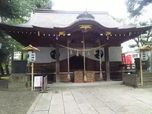 草加神社の本殿