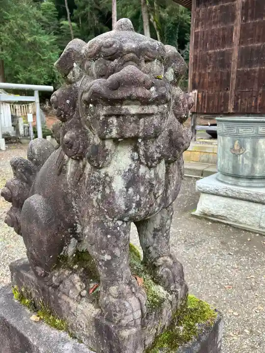 都野神社の狛犬
