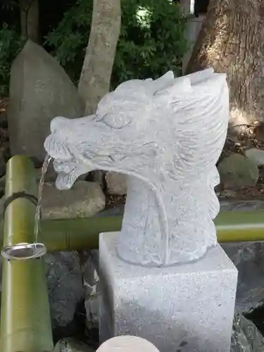 熱田神社の手水舎