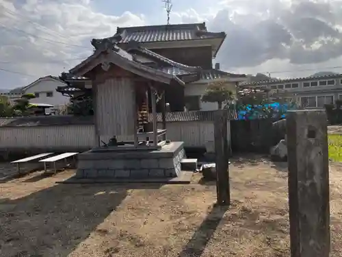 市宮神社の本殿