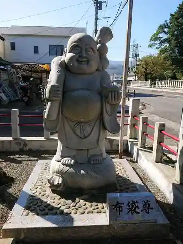 五所神社の像