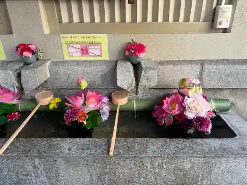 露天神社（お初天神）の{uncategorized: "未分類", other: "その他", undefined: "問題あり", building: "その他建物", grave: "お墓", sacred_gate: "鳥居", guardian: "狛犬", statue: "像", buddha: "仏像", history: "歴史", nature: "自然", garden: "庭園", animal: "動物", pagoda: "塔", temizu: "手水舎", mountain_gate: "山門・神門", sanctuary: "本殿・本堂", subordinate: "末社・摂社", art: "芸術", scenery: "景色", jizo: "地蔵", ema: "絵馬", goshuin: "御朱印", omikuji: "おみくじ", items: "授与品その他", amulet: "お守り", goshuincho: "御朱印帳", eats: "食事", festival: "お祭り", votive_dance: "神楽", shichigosan: "七五三参", wedding: "結婚式", experience: "体験その他", initially: "初詣", around: "周辺", anti_infection: "感染症対策"}