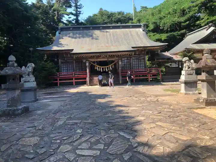 御崎神社の本殿・本堂