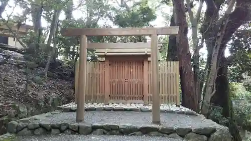 津長神社（皇大神宮摂社）・新川神社（皇大神宮末社）・石井神社（皇大神宮末社）の鳥居