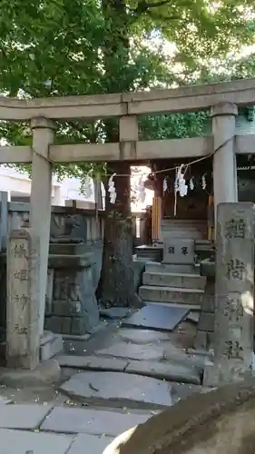 小野照崎神社の鳥居