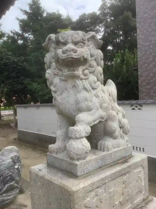 八王子社の狛犬