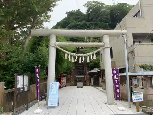 遠見岬神社の鳥居