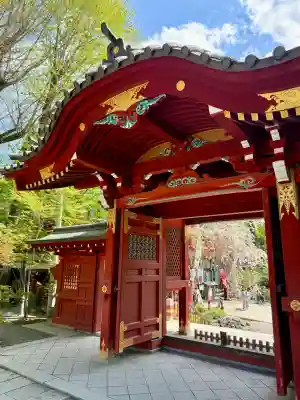 秩父神社の{uncategorized: "未分類", other: "その他", undefined: "問題あり", building: "その他建物", grave: "お墓", sacred_gate: "鳥居", guardian: "狛犬", statue: "像", buddha: "仏像", history: "歴史", nature: "自然", garden: "庭園", animal: "動物", pagoda: "塔", temizu: "手水舎", mountain_gate: "山門・神門", sanctuary: "本殿・本堂", subordinate: "末社・摂社", art: "芸術", scenery: "景色", jizo: "地蔵", ema: "絵馬", goshuin: "御朱印", omikuji: "おみくじ", items: "授与品その他", amulet: "お守り", goshuincho: "御朱印帳", eats: "食事", festival: "お祭り", votive_dance: "神楽", shichigosan: "七五三参", wedding: "結婚式", experience: "体験その他", initially: "初詣", around: "周辺", anti_infection: "感染症対策"}