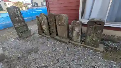 三峯神社の{uncategorized: "未分類", other: "その他", undefined: "問題あり", building: "その他建物", grave: "お墓", sacred_gate: "鳥居", guardian: "狛犬", statue: "像", buddha: "仏像", history: "歴史", nature: "自然", garden: "庭園", animal: "動物", pagoda: "塔", temizu: "手水舎", mountain_gate: "山門・神門", sanctuary: "本殿・本堂", subordinate: "末社・摂社", art: "芸術", scenery: "景色", jizo: "地蔵", ema: "絵馬", goshuin: "御朱印", omikuji: "おみくじ", items: "授与品その他", amulet: "お守り", goshuincho: "御朱印帳", eats: "食事", festival: "お祭り", votive_dance: "神楽", shichigosan: "七五三参", wedding: "結婚式", experience: "体験その他", initially: "初詣", around: "周辺", anti_infection: "感染症対策"}